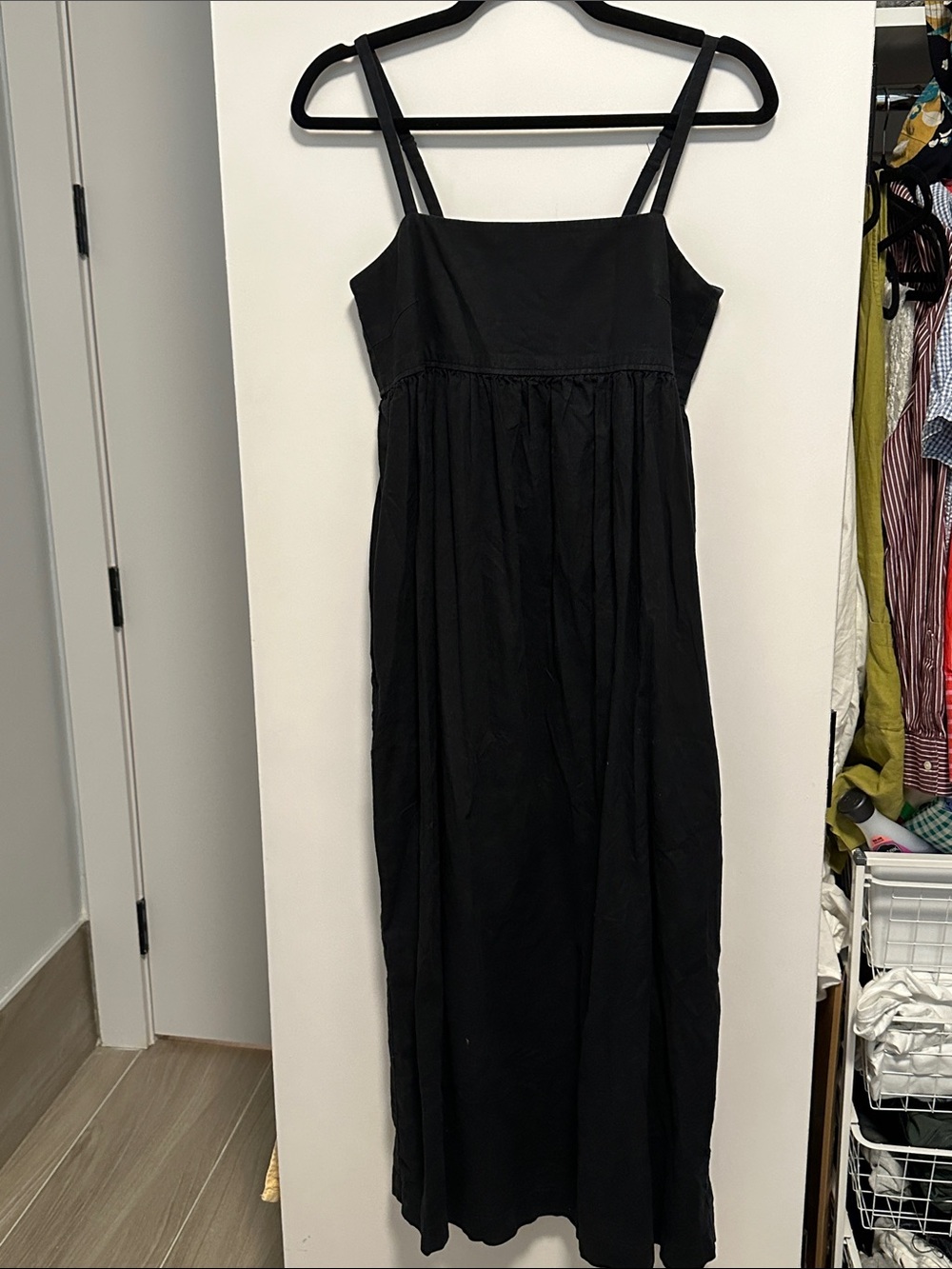 Uniqlo Black Sleeveless Maxi Dress with Square Neck